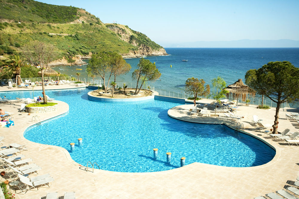 Aria claros beach. Ария Кларос Бич. Ария Кларос Бич спа Резорт. Aria Claros Beach Spa Resort 5 Турция. Оздере Измир.